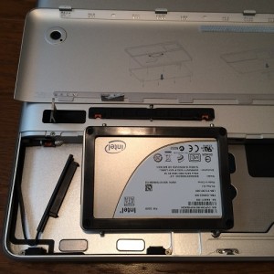 mac160109-03