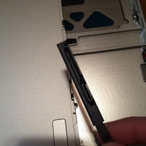 mac160109-13